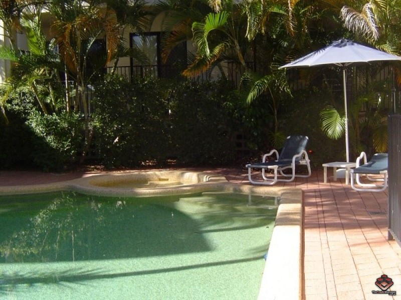 7-13 Barranbali Street, Surfers Paradise QLD 4217