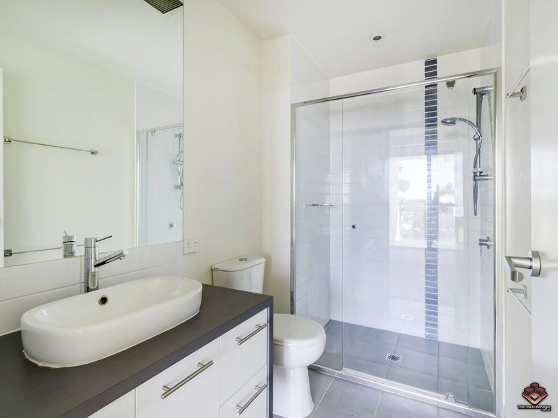 2 Riverwalk Avenue, Robina QLD 4226