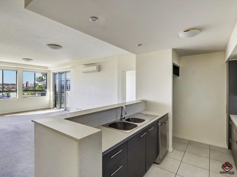 2 Riverwalk Avenue, Robina QLD 4226