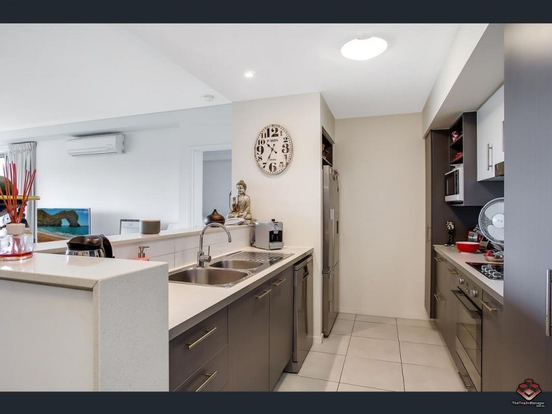 2 Riverwalk Avenue, Robina QLD 4226