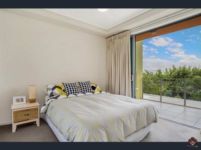 2 Riverwalk Avenue, Robina QLD 4226