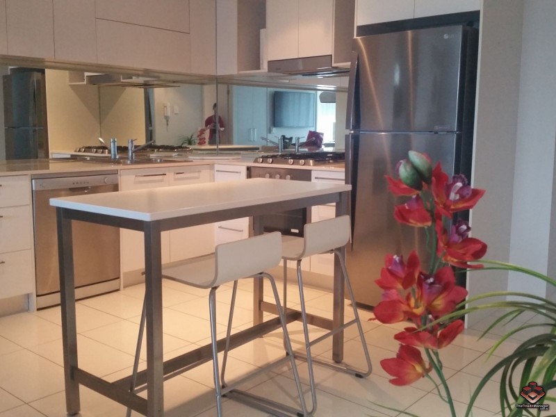 430 Marine Parade, Biggera Waters QLD 4216