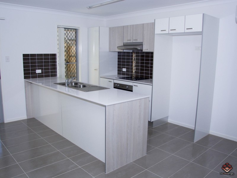 40 Old Logan Road, Gailes QLD 4300