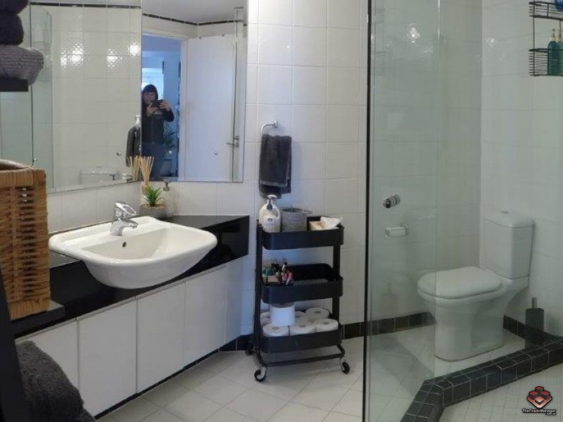 12 Commodore Drive, Paradise Waters QLD 4217