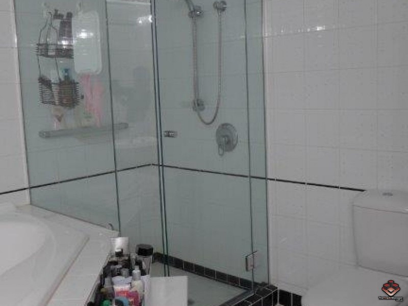 12 Commodore Drive, Paradise Waters QLD 4217