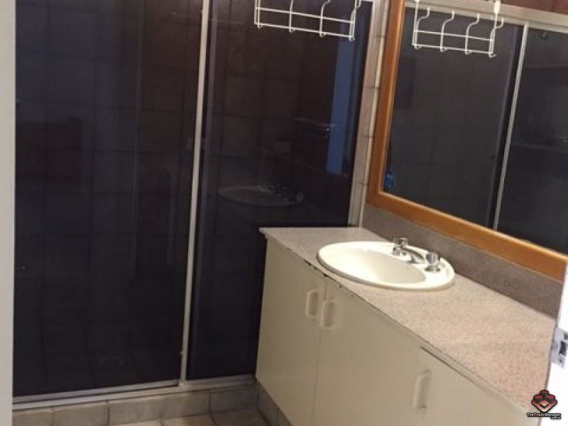 60 Old Burleigh Road, Surfers Paradise QLD 4217