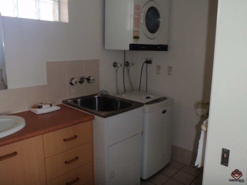 106 Marine Parade, Southport QLD 4215