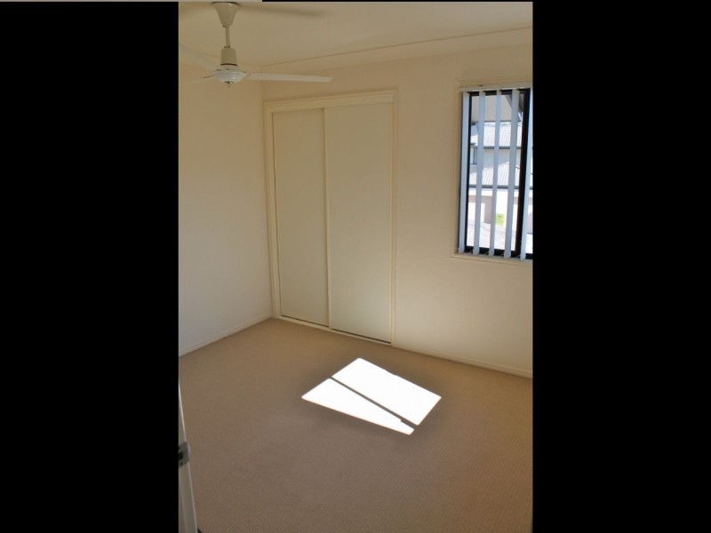 22/1 Secondary Street, Upper Coomera QLD 4209