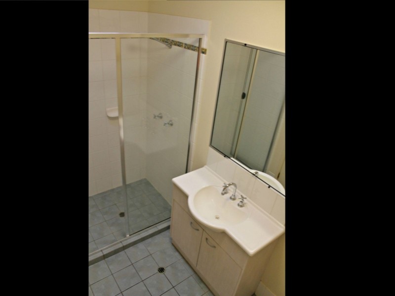 22/1 Secondary Street, Upper Coomera QLD 4209