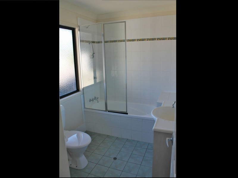 22/1 Secondary Street, Upper Coomera QLD 4209