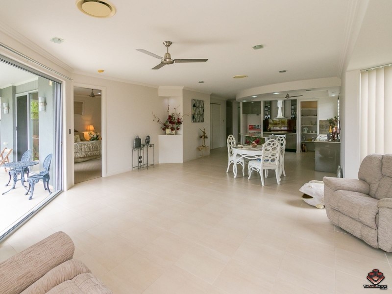 3 Satinwood Avenue, Urraween QLD 4655