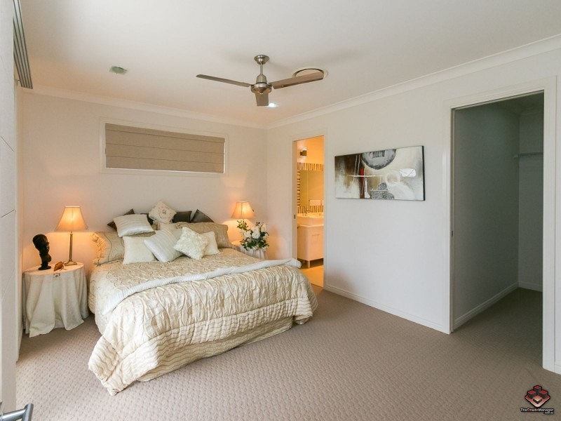 3 Satinwood Avenue, Urraween QLD 4655