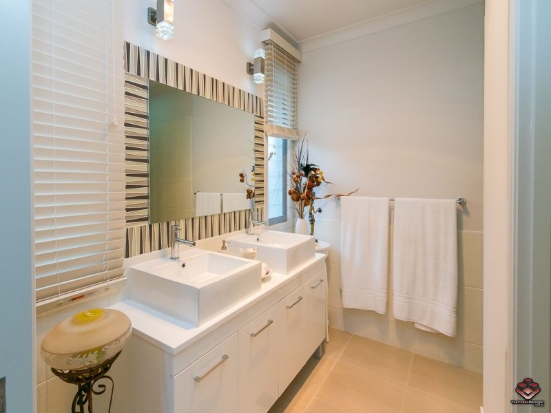 3 Satinwood Avenue, Urraween QLD 4655