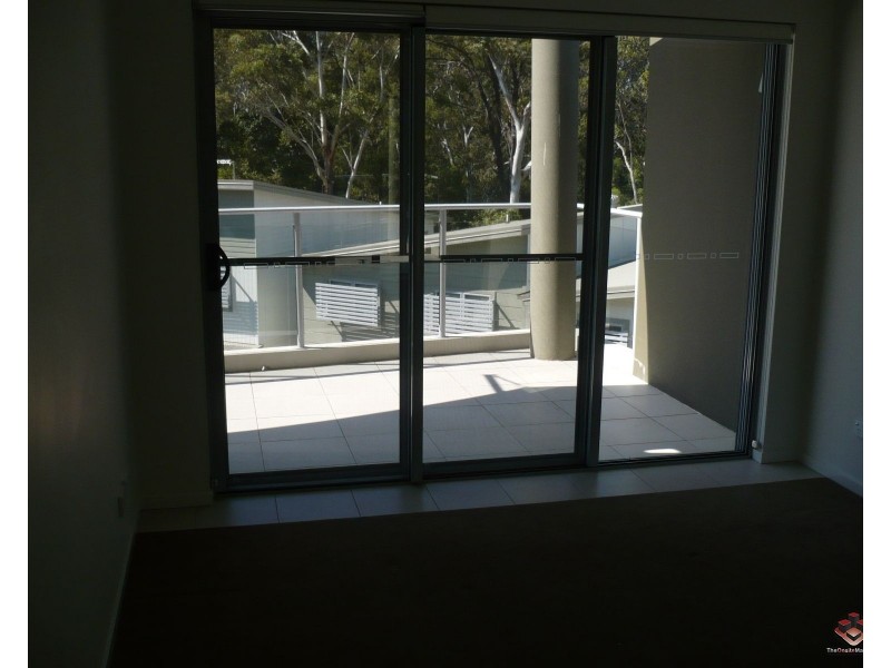28 Castello Circuit, Varsity Lakes QLD 4227