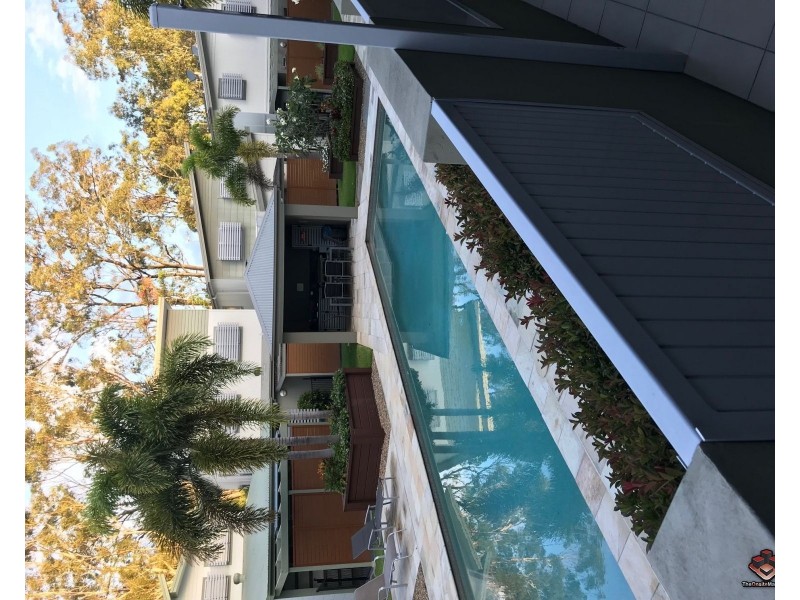 28 Castello Circuit, Varsity Lakes QLD 4227