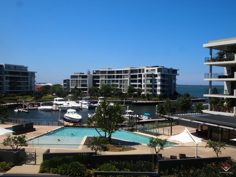 323 Bayview Street, Paradise Point QLD 4216