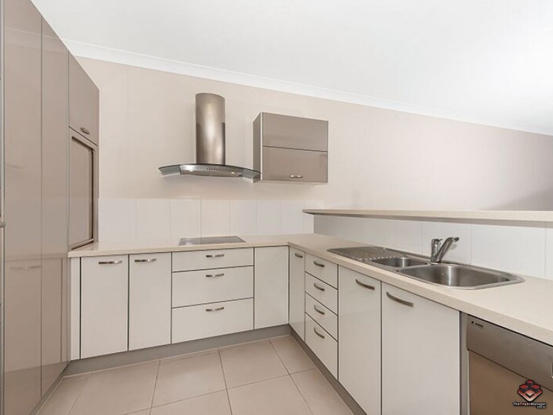 77/42 Warburton Street, North Ward QLD 4810