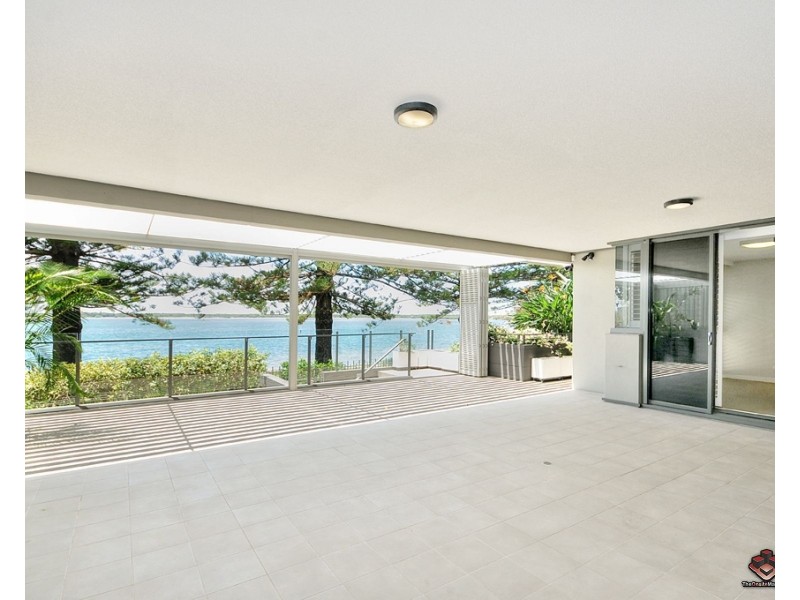 ID:3857161/323 Bayview Street, Runaway Bay QLD 4216