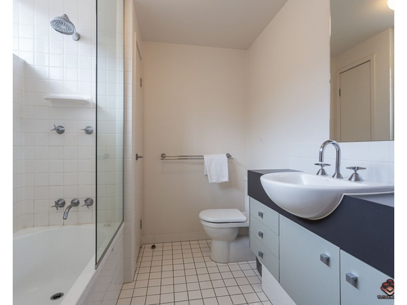 170 Leichhardt Street, Spring Hill QLD 4000