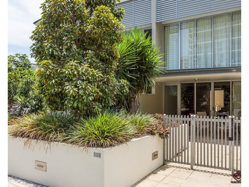 170 Leichhardt Street, Spring Hill QLD 4000