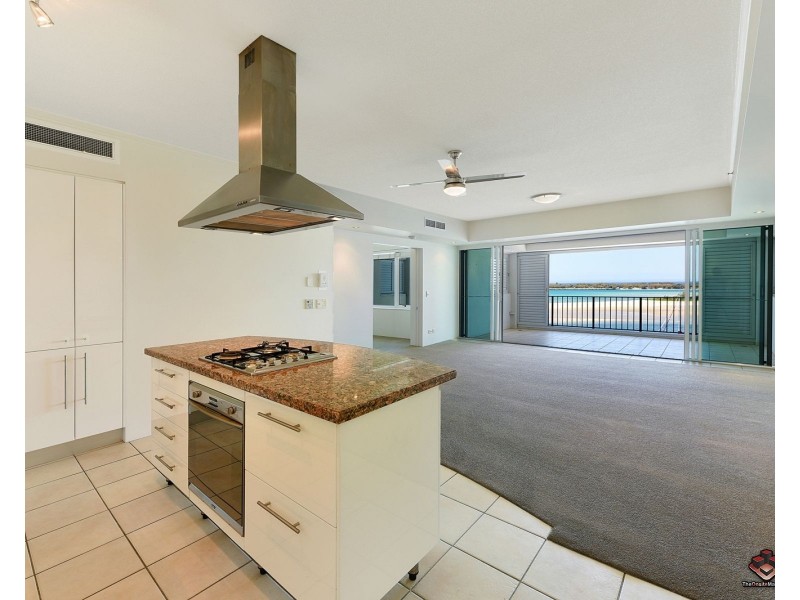 326 Marine Parade, Labrador QLD 4215