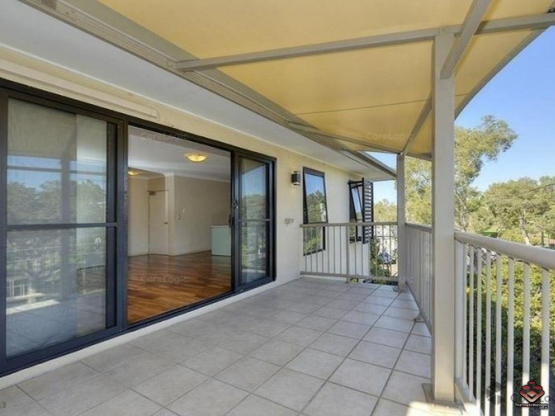7/147 Riding Road, Hawthorne QLD 4171