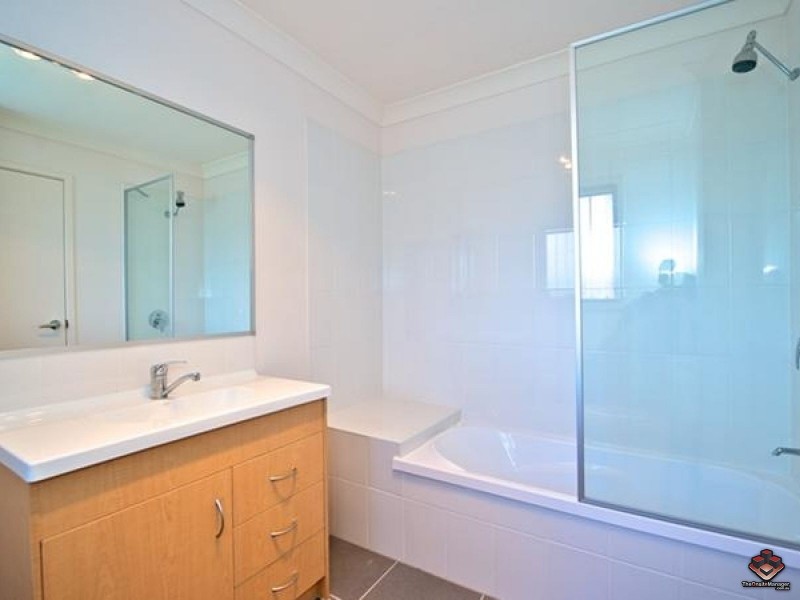 266 Henty Drive, Redbank Plains QLD 4301