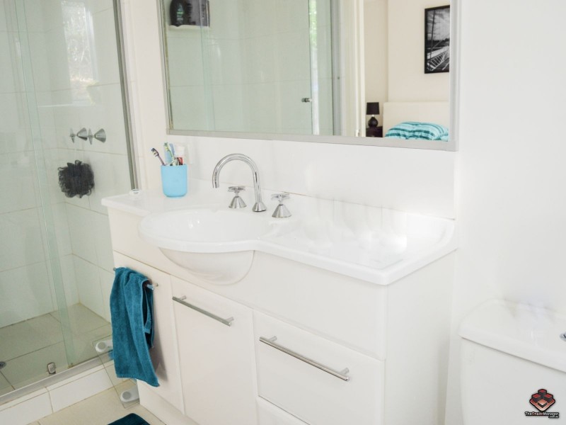 19 Carina Peak Drive, Varsity Lakes QLD 4227