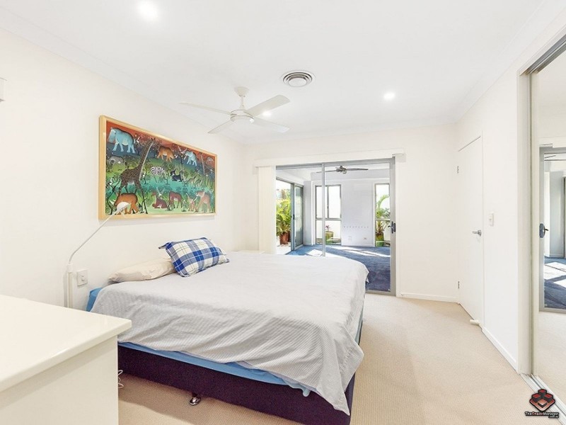 Hope Island QLD 4212