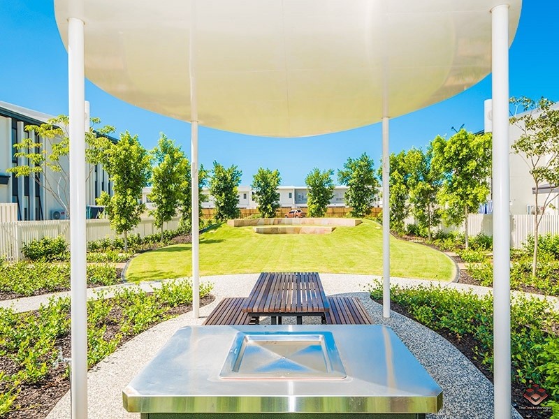 126 Marina Quays Boulevard, Hope Island QLD 4212