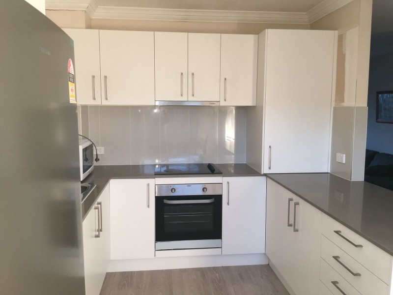 126 Klumpp Road, Upper Mount Gravatt QLD 4122