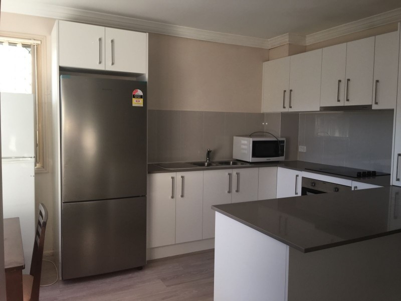 126 Klumpp Road, Upper Mount Gravatt QLD 4122