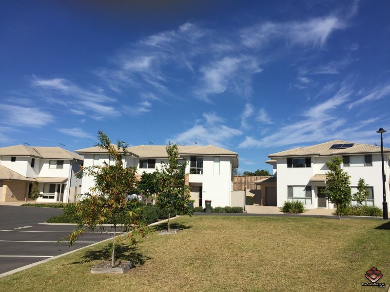 8 Whitehorse Road, Dakabin QLD 4503