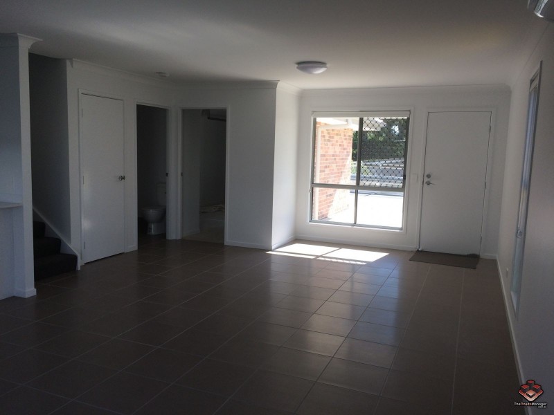 8 Whitehorse Road, Dakabin QLD 4503