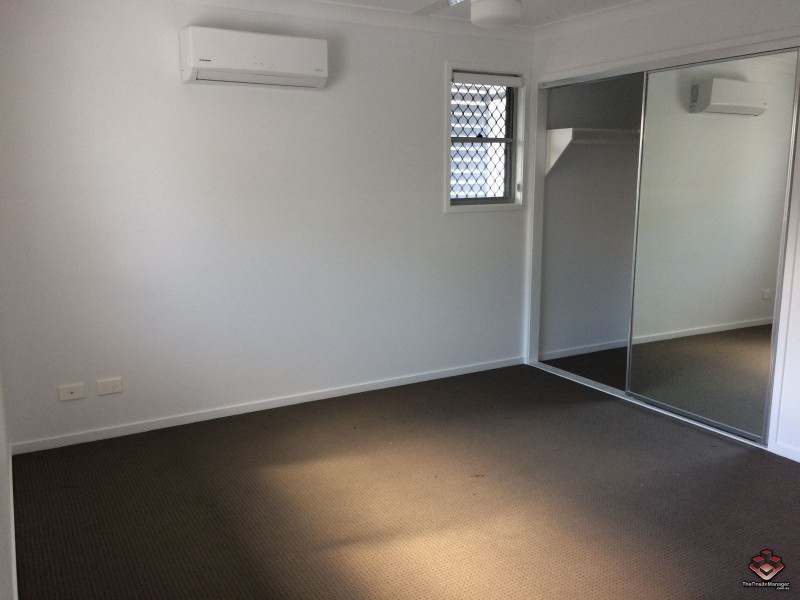 8 Whitehorse Road, Dakabin QLD 4503