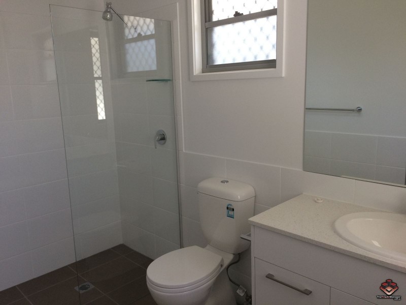 8 Whitehorse Road, Dakabin QLD 4503