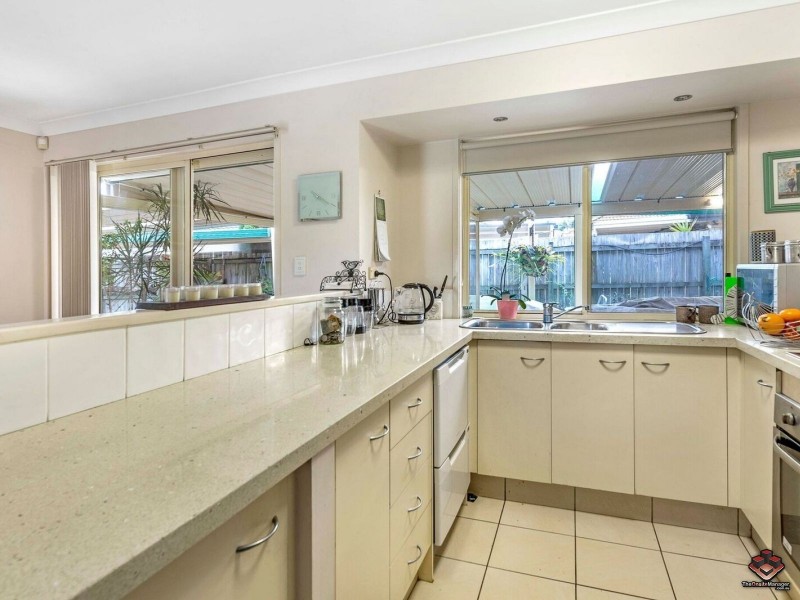 15 Monet Street, Coombabah QLD 4216