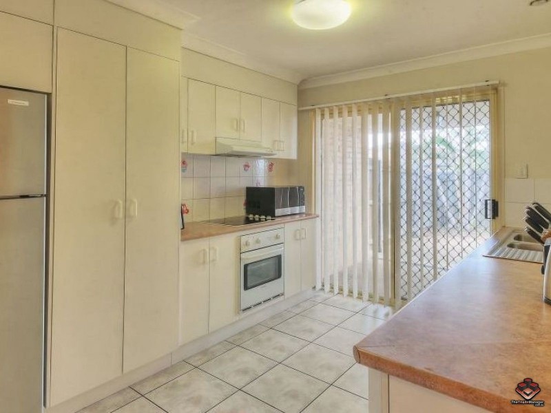 2/121 Golden Avenue, Calamvale QLD 4116