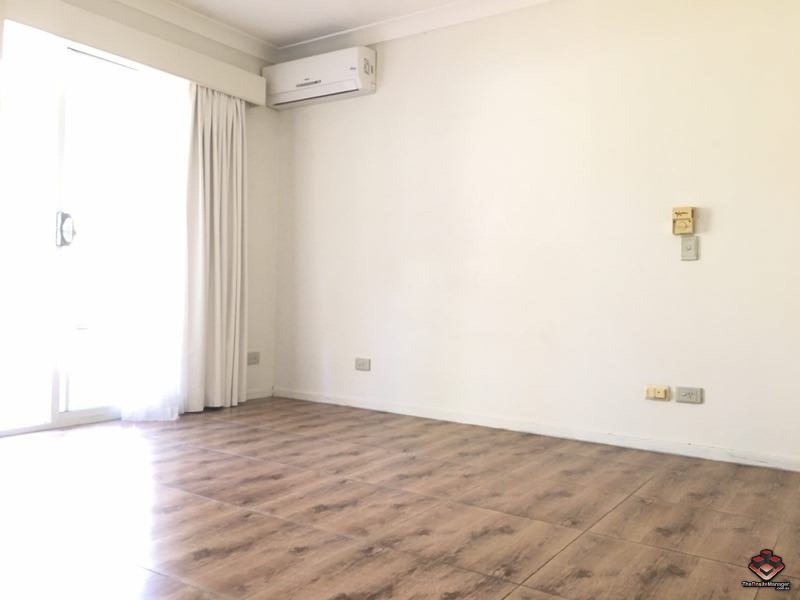 34 Cheltenham Drive, Robina QLD 4226