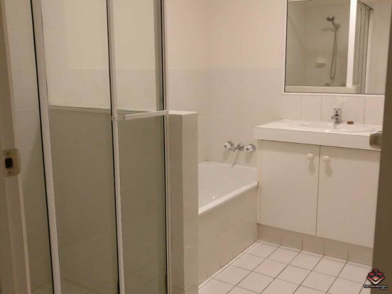 34 Cheltenham Drive, Robina QLD 4226