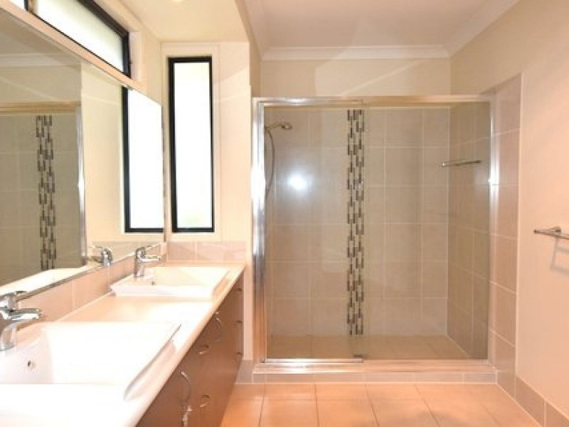 25 The Links, Robina QLD 4226