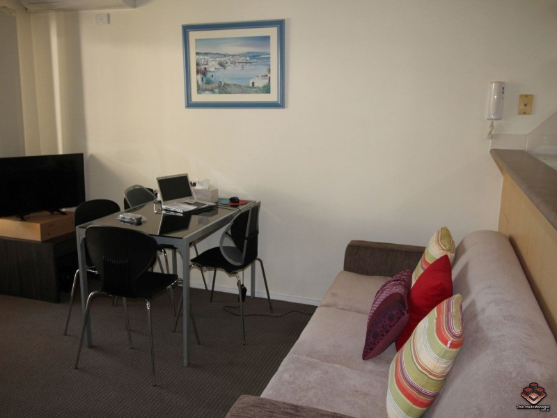 7-13 Barranbali Street, Surfers Paradise QLD 4217