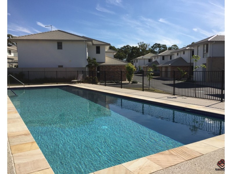 8 Whitehorse Road, Dakabin QLD 4503