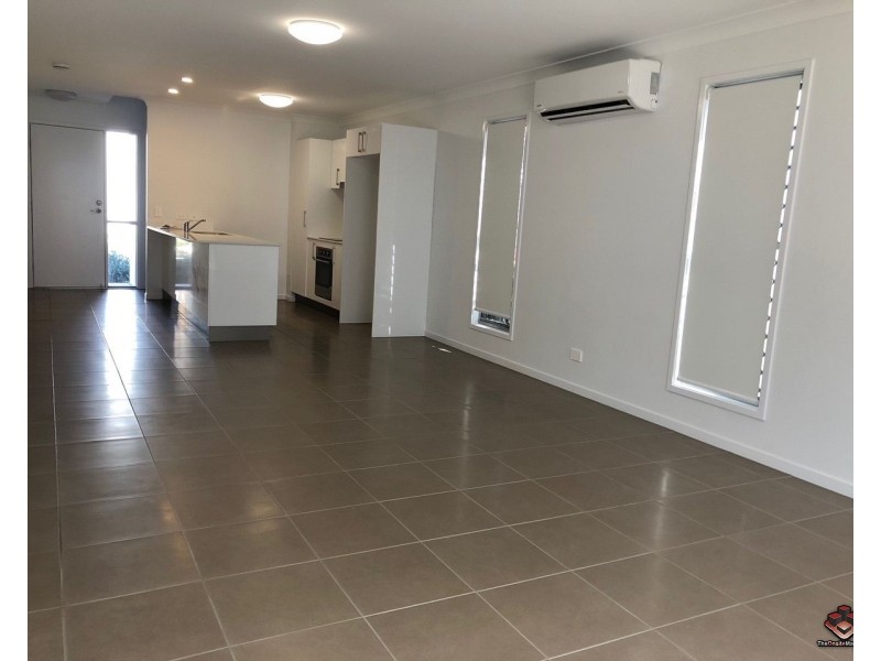 8 Whitehorse Road, Dakabin QLD 4503