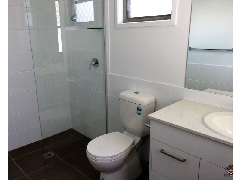 8 Whitehorse Road, Dakabin QLD 4503