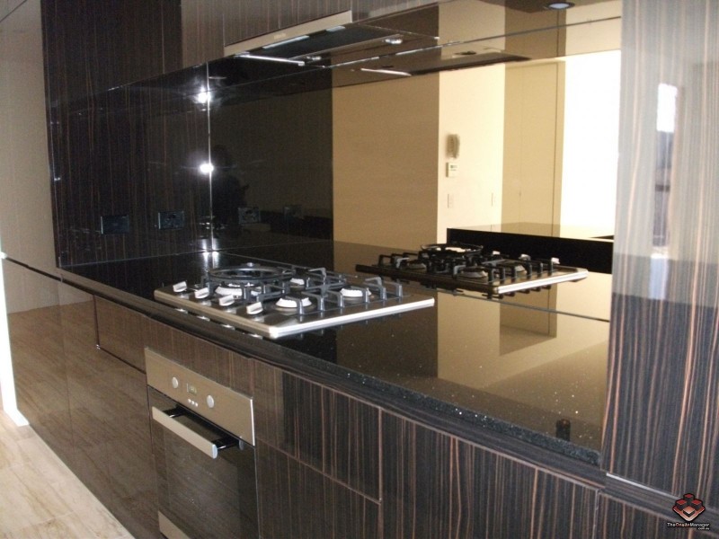 1 Marina Drive, Benowa QLD 4217