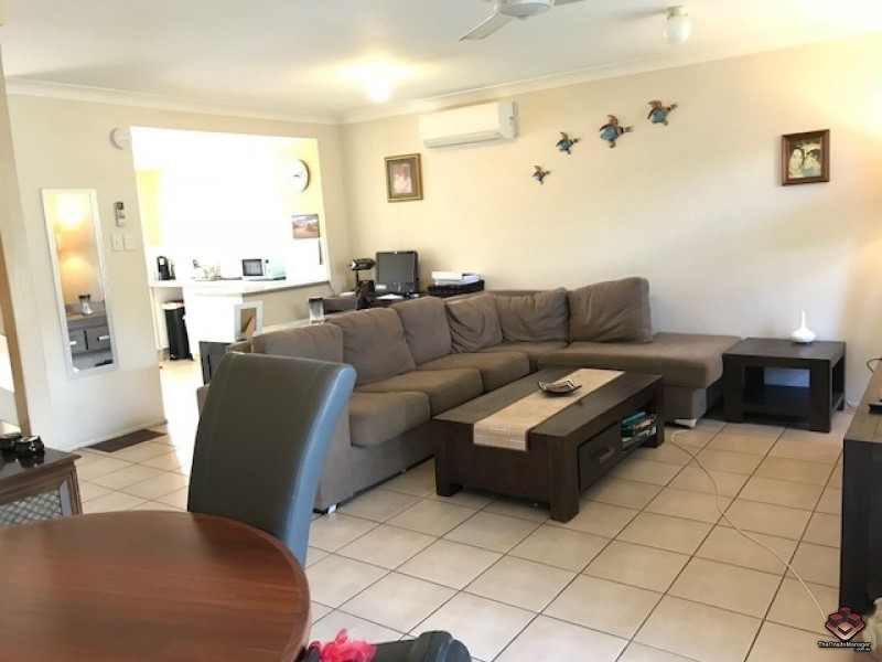 220 Christine Avenue, Burleigh Waters QLD 4220