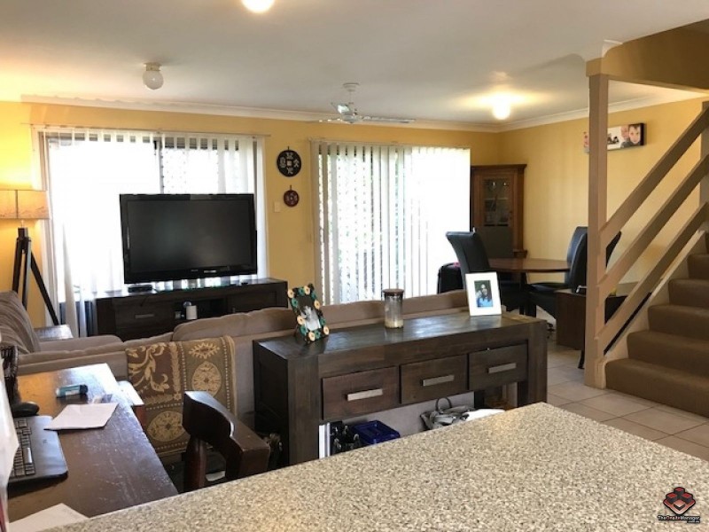 220 Christine Avenue, Burleigh Waters QLD 4220