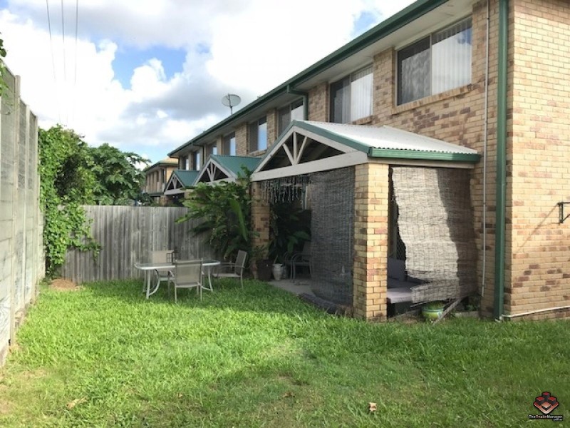 220 Christine Avenue, Burleigh Waters QLD 4220
