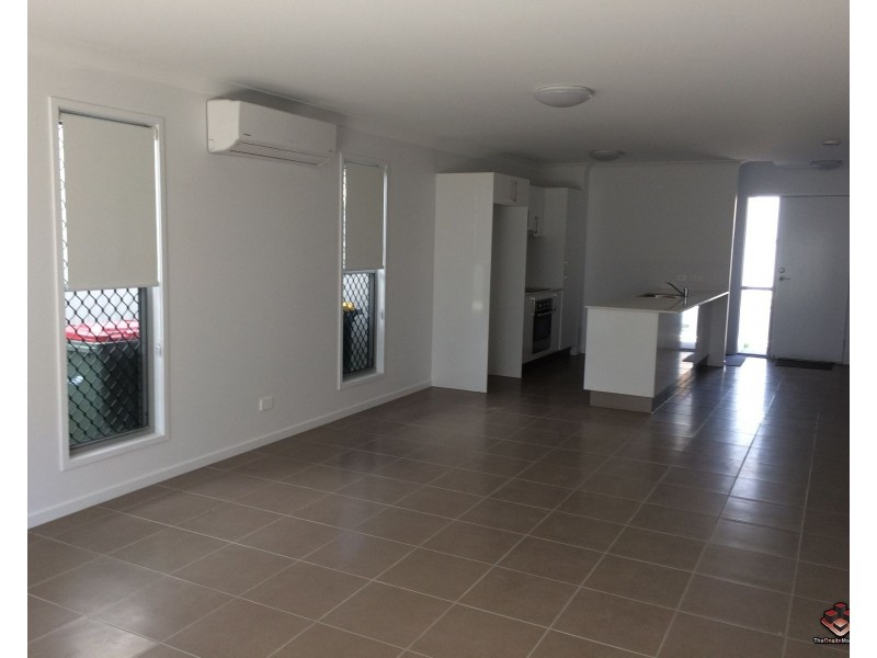 8 Whitehorse Road, Dakabin QLD 4503